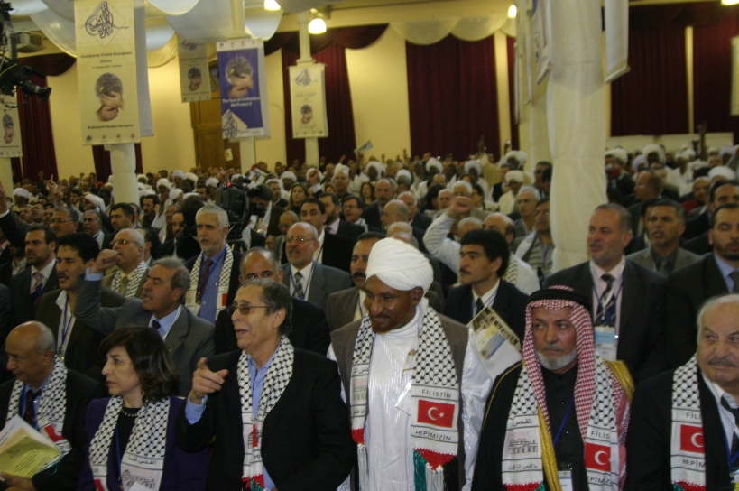 Tuti Alawiyah: Serukan Negara Islam Bersatu Dukung Palestina